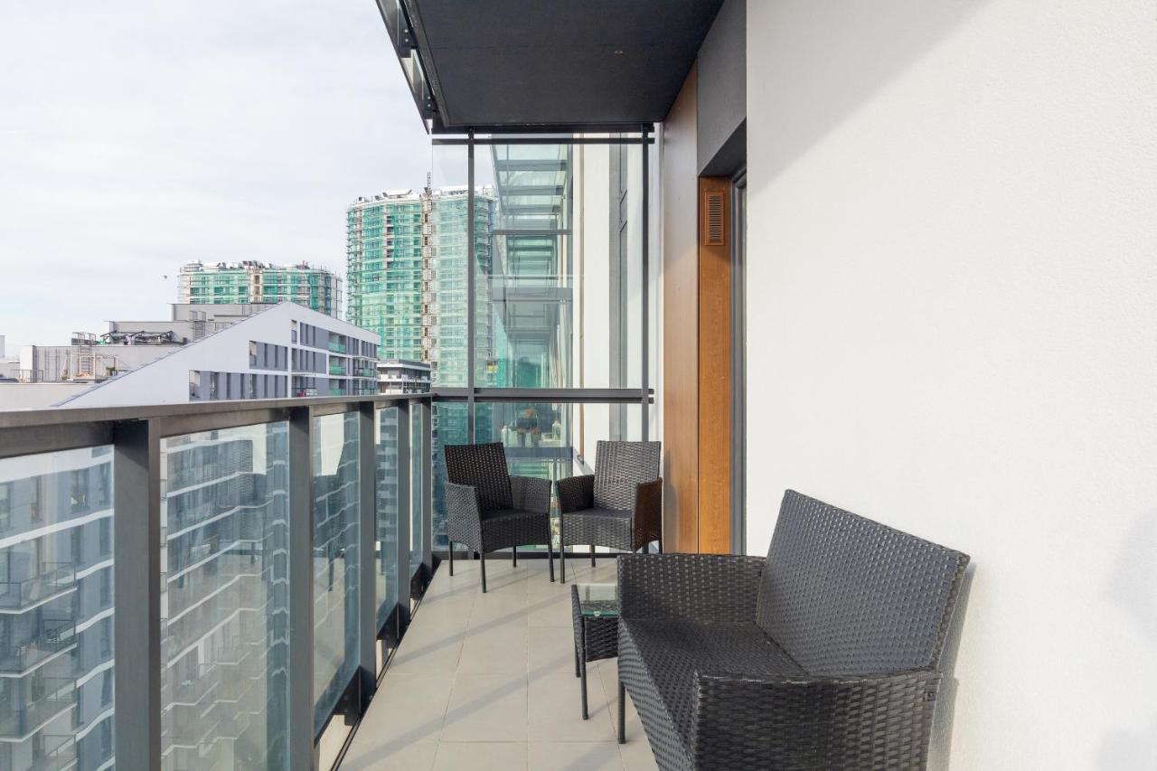 Wola Chic Blue Apartment Βαρσοβία Εξωτερικό φωτογραφία