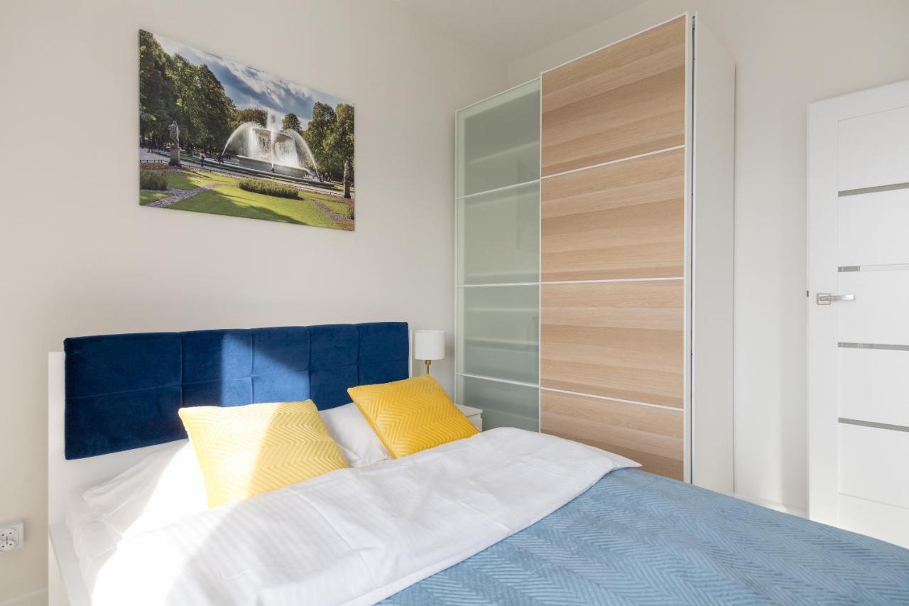 Wola Chic Blue Apartment Βαρσοβία Εξωτερικό φωτογραφία